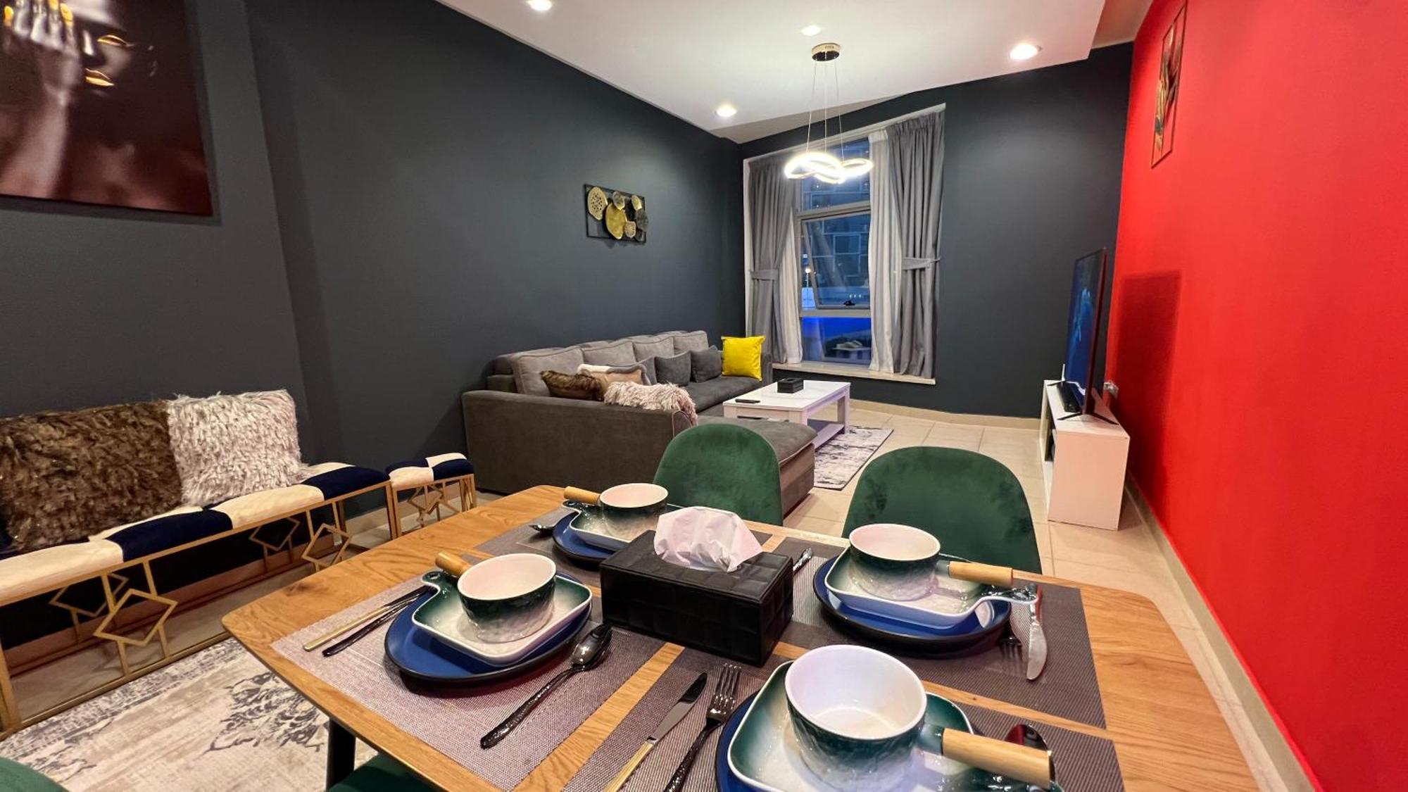 Premium Dubai Marina Two Bedroom Apartments With Sea View - Family Only Экстерьер фото